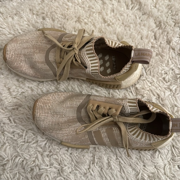 Beige Adidas Sneakers - Picture 2 of 4